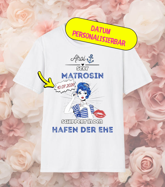 JGA T-Shirt Matrosin schippert in den Hafen der Ehe (personalisierbar)